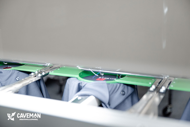Benefits of Branded Contractor Crew Apparel